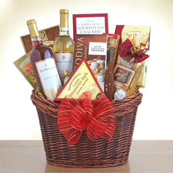  Holiday Wine Gift Basket