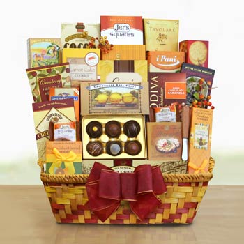 Deluxe Holiday Basket
